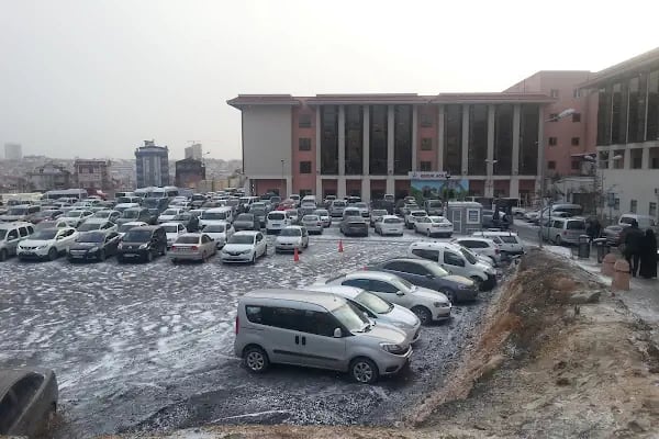 Bağcilar Belediyesi Merkez Mahallesi Aile Parkı - Resim 4