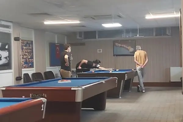 Fox Bilardo &amp; Coffee - Resim 3