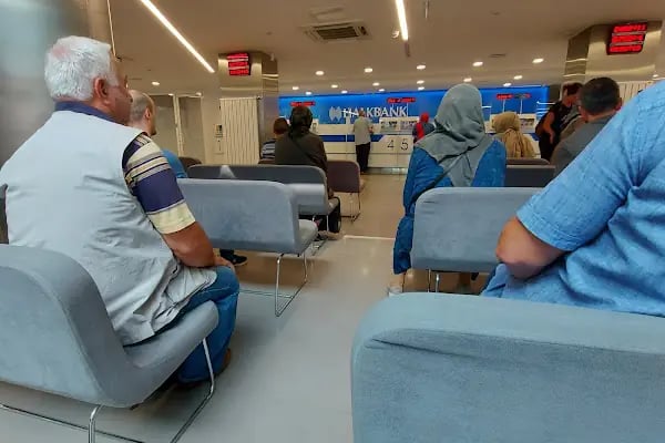 Halkbank Adapazarı Şubesi - Resim 18