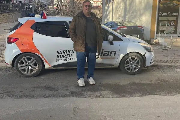 Ceylan Sürücü Kursu Hadim Şubesi - Resim 3