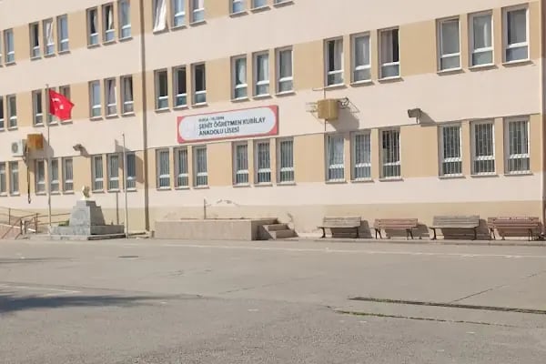 Şehit Öğretmen Kubilay Anadolu Lisesi - Resim 7