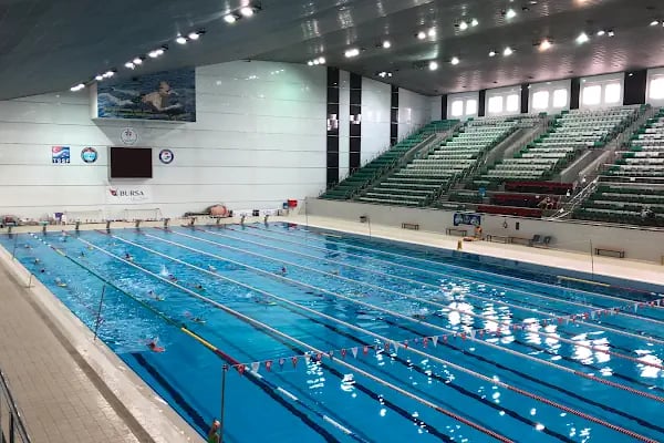Bursa Gençlik Ve Spor İl Müdürlüğü Olimpik Kapalı Yüzme Havuzu - Resim 1