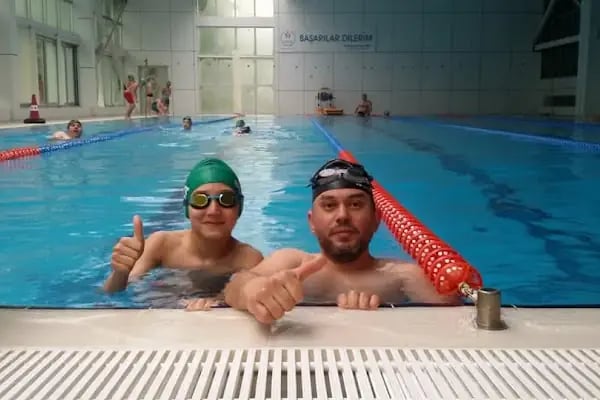 Bursa Gençlik Ve Spor İl Müdürlüğü Olimpik Kapalı Yüzme Havuzu - Resim 6