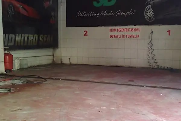İstinye Oto Lastik &amp; Oto Kuaför &amp; Oto Yıkama - Aden Garage - Resim 18