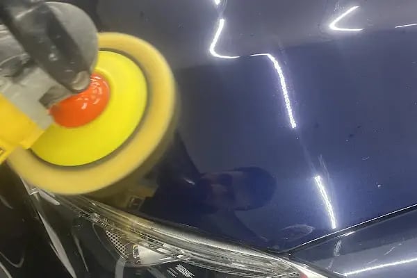 İstinye Oto Lastik &amp; Oto Kuaför &amp; Oto Yıkama - Aden Garage - Resim 15
