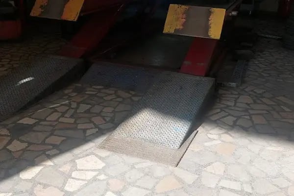 Şahin Rot Balans lastik ve yağ değişim servisi - Resim 6