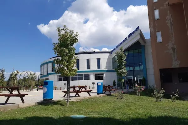Bursa Uludağ Üniversitesi Prof. Dr. Fuat Sezgin Merkez Kütüphanesi - Resim 13