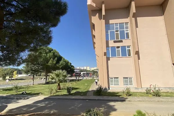 Bursa Uludağ Üniversitesi Prof. Dr. Fuat Sezgin Merkez Kütüphanesi - Resim 15