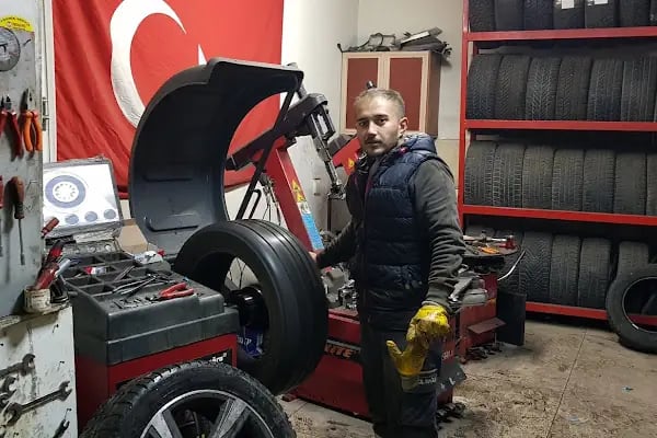 24 Saat Açık Ankara mobil lastik tamiri Yol yardımı - Resim 15