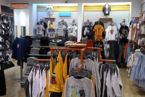 Arastapark Alışveriş Ve Yaşam Merkezi - Resim 15