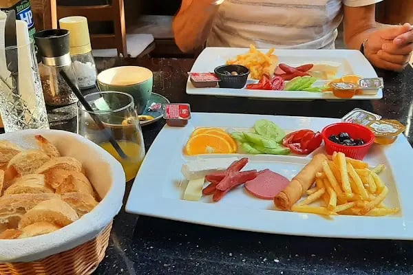 Cicerone Lodge Hotel - Resim 3