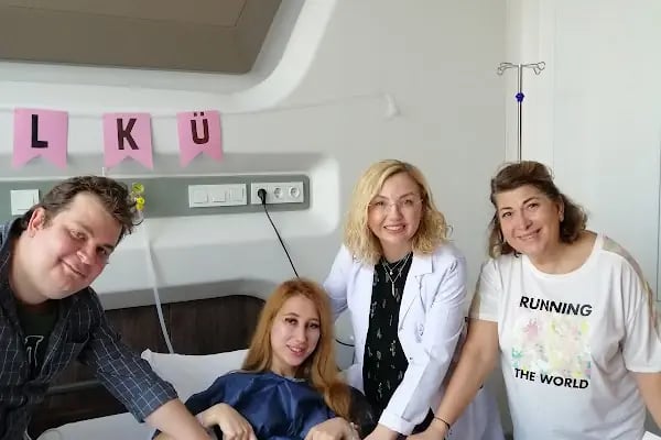 Op.Dr Funda Öztürk - Resim 1
