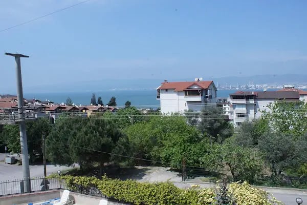 Beyaz Köşk Otel - Gölcük Değirmendere - Resim 13