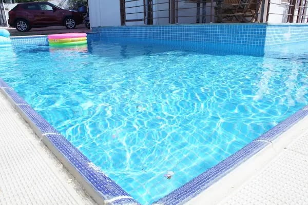Beyaz Köşk Otel - Gölcük Değirmendere - Resim 17