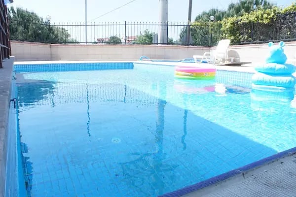 Beyaz Köşk Otel - Gölcük Değirmendere - Resim 16