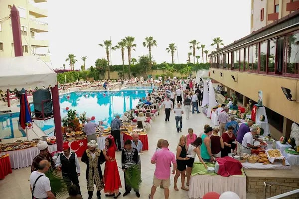 OCCO Beach Club &amp; Hookah Lounge - Resim 10