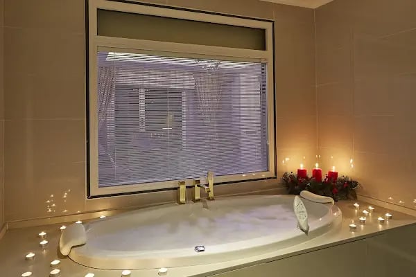 DoubleTree by Hilton İzmir - Alsancak - Resim 7