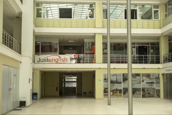 Just English Dil Okulları Beylikdüzü - Resim 8