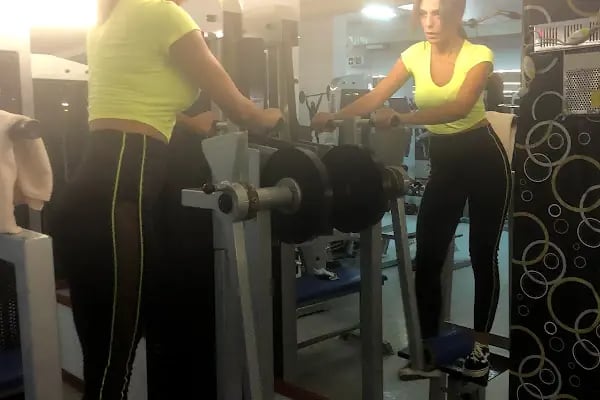 Real Fitness Studio Center - Resim 19