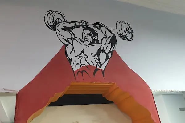 Real Fitness Studio Center - Resim 20