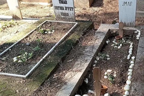 Soğukkuyu Mezarlığı - Resim 16