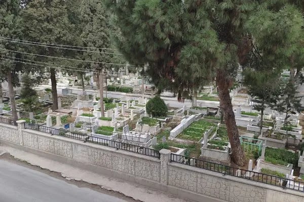 Soğukkuyu Mezarlığı - Resim 12
