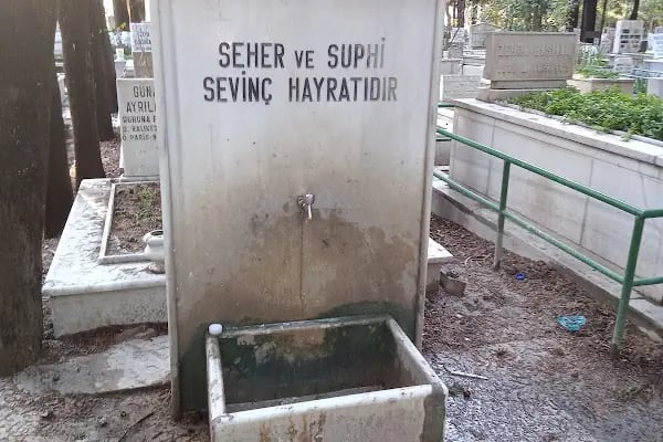 Soğukkuyu Mezarlığı - Resim 20