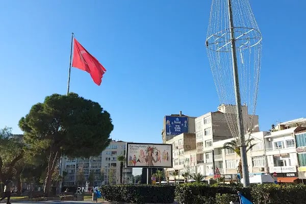 T.C. Bornova Hükümet Konağı - Resim 19