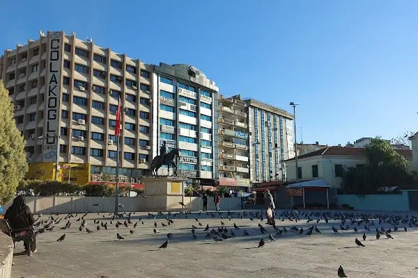 T.C. Bornova Hükümet Konağı - Resim 10
