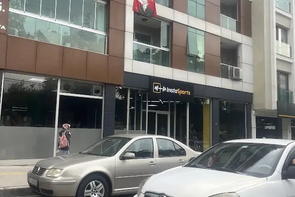 T.C. Bornova Hükümet Konağı - Resim 5