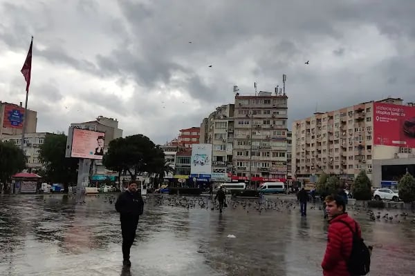 T.C. Bornova Hükümet Konağı - Resim 18