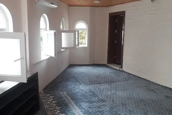 Nezahat Tokuş Cami - Resim 6