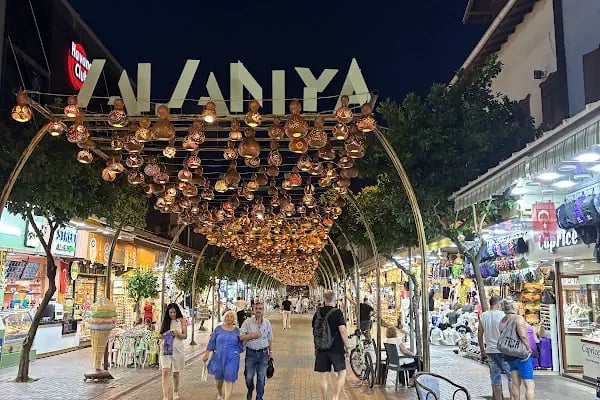 Bazar Alanya - Resim 1