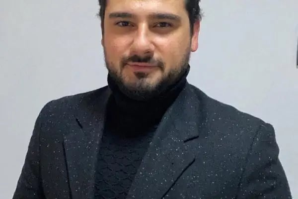 Dr. Ali Ruhan Çelik - Resim 3