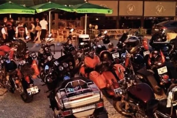 Pub Antic - Resim 5
