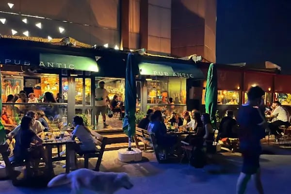 Pub Antic - Resim 3