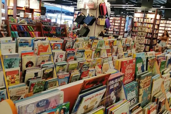 Penguen Kitabevi Çorlu - Resim 14
