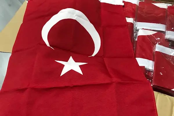 Bayrakçı, Bayrak Ankara, Bayrak imalatı, Bayrak Imalatçısı, Makam bayrağı ankara, logolu bayrak - Üçrenk Bayrak Ve Flama - Resim 4