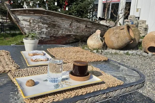 Adalar müzesi cafe - Resim 9