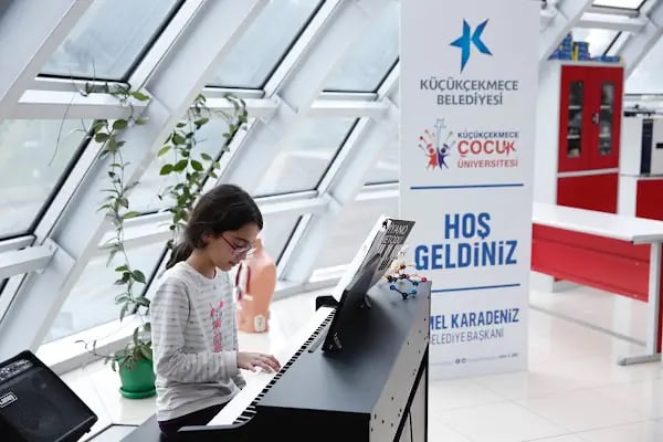 KÜÇÜKÇEKMECE BELEDİYESİ ÇOCUK ÜNİVERSİTESİ - Resim 14
