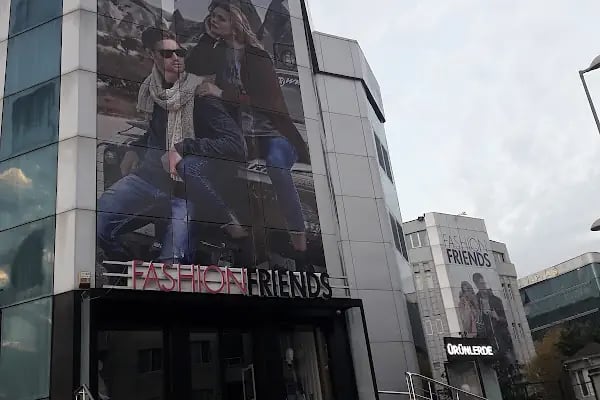 FASHIONFRIENDS - Resim 17