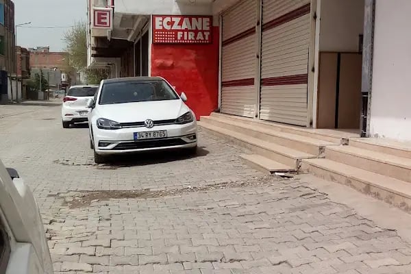 Fırat Eczanesi - Resim 3