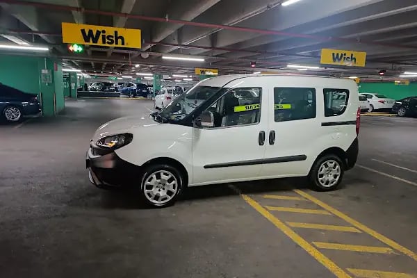 Wish Car Rental - Resim 19