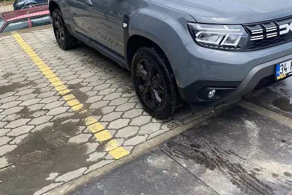 Wish Car Rental - Resim 11