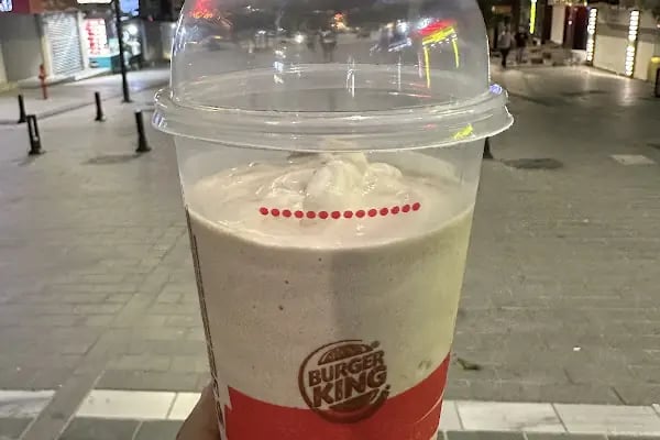 Burger King Avcılar Belediye Yanı Şubesi - Resim 19