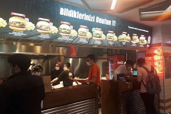 Burger King Avcılar Belediye Yanı Şubesi - Resim 6