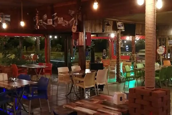 Dostlar Kafe - Resim 1