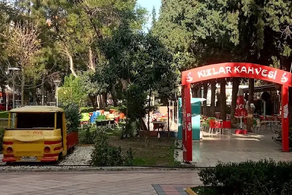 Ayfer Feray Açıkhava Tiyatrosu - Resim 13