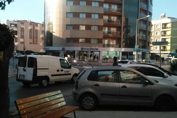 Halkbank Buca Şubesi - Resim 15