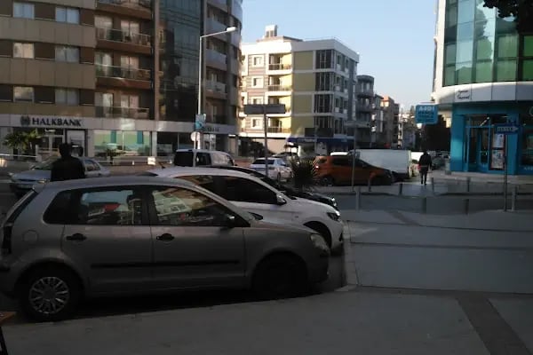 Halkbank Buca Şubesi - Resim 9